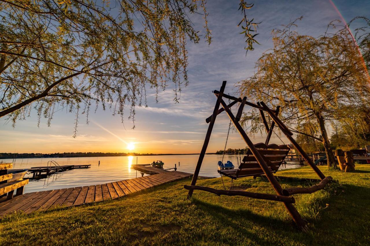 Apartamenty I Pokoje Seeblick Mikołajki エクステリア 写真