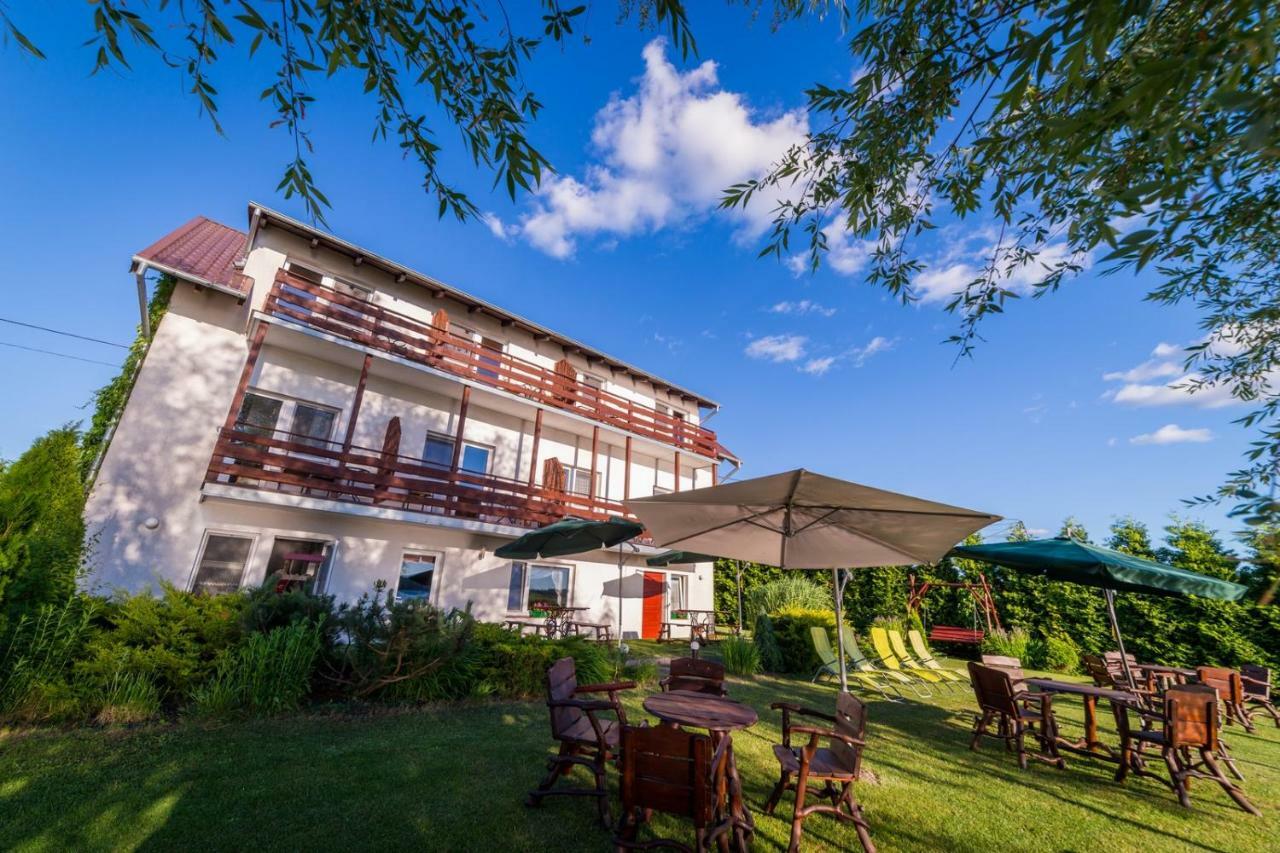 Apartamenty I Pokoje Seeblick Mikołajki エクステリア 写真