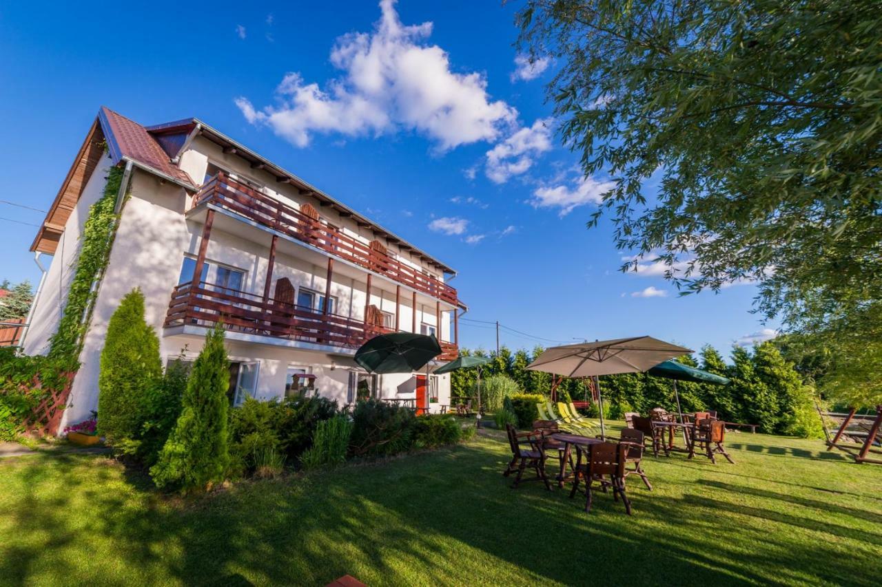 Apartamenty I Pokoje Seeblick Mikołajki エクステリア 写真